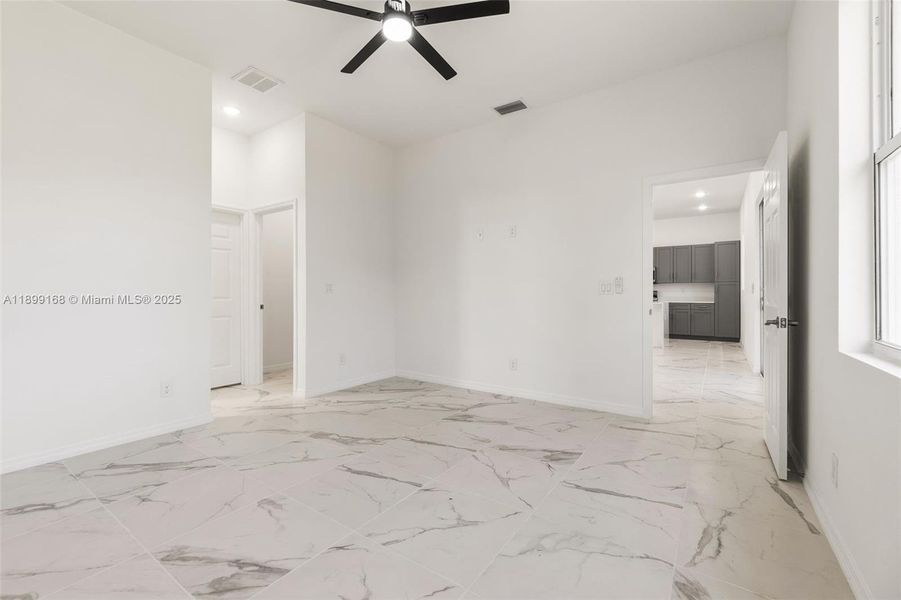 Image 12 of a home in .