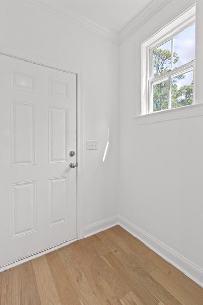 Spacious, unfurnished interior of a new home in , Summerville (Image 21).