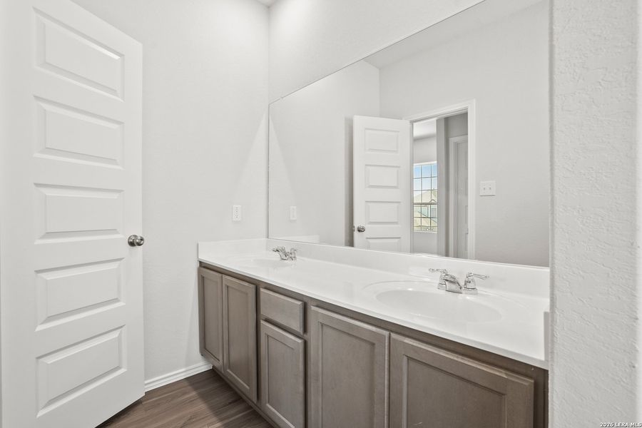 Furnished interior view inside a new home in Blue Ridge Ranch, San Antonio (Image 10).