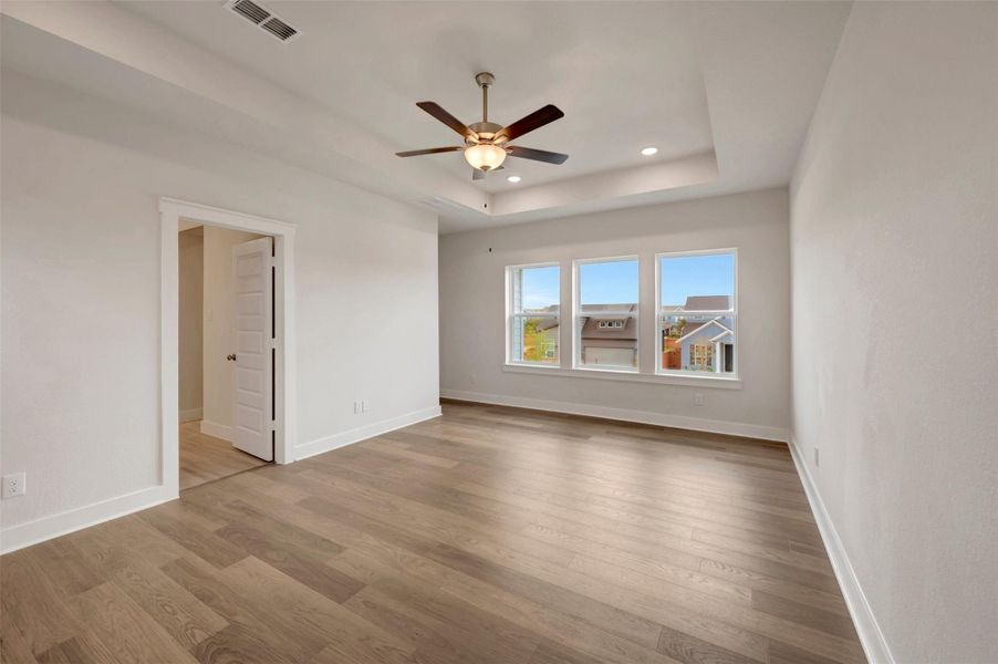 Spacious, unfurnished interior of a new home in Elyson - Grove Row Collection, Katy (Image 11). Spacious, unfurnished interior of a new home in Elyson - Grove Row Collection, Katy (Image 11).
