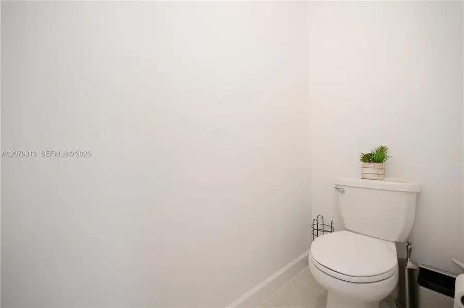 Image 49 of a home in .