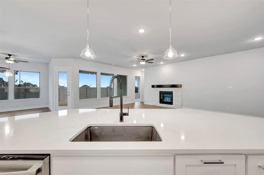 Close-up of interior finishes inside a home in Myrtle Creek, Waxahachie (Image 17).