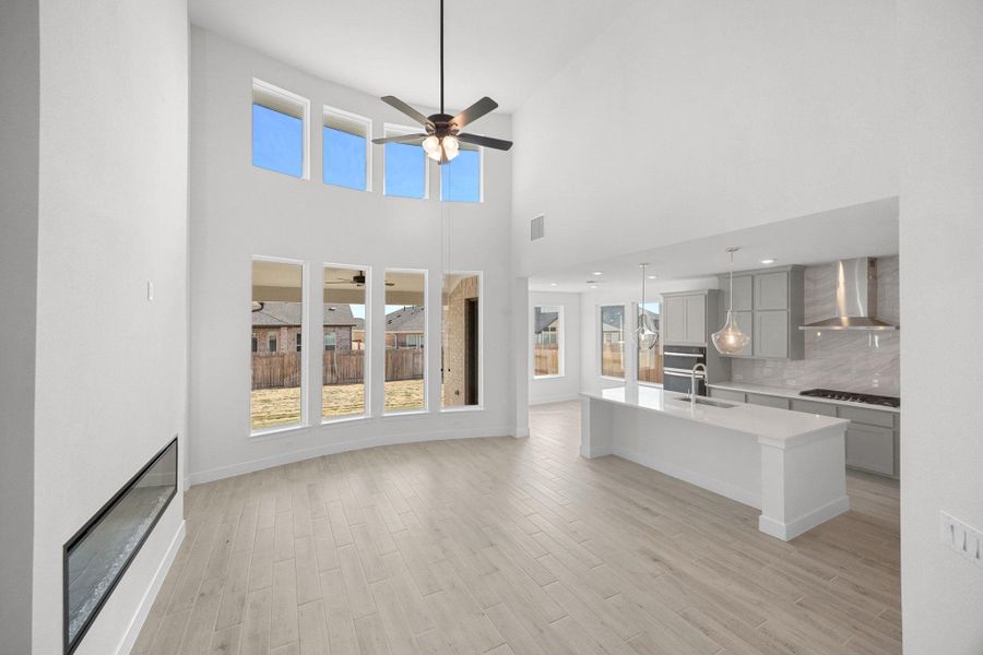 Spacious, unfurnished interior of a new home in Nolina, Georgetown (Image 25).