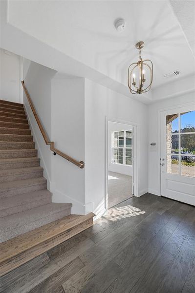 Spacious, unfurnished interior of a new home in Villages of Walnut Grove, Midlothian (Image 18).