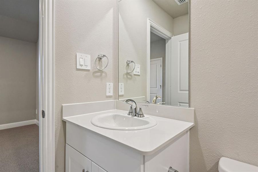 Close-up of interior finishes inside a home in Lakehaven - Signature Series, Farmersville (Image 14).