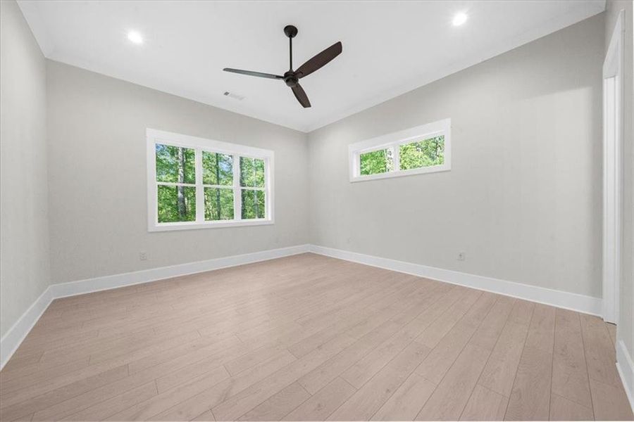 Spacious, unfurnished interior of a new home in , Gainesville (Image 50).