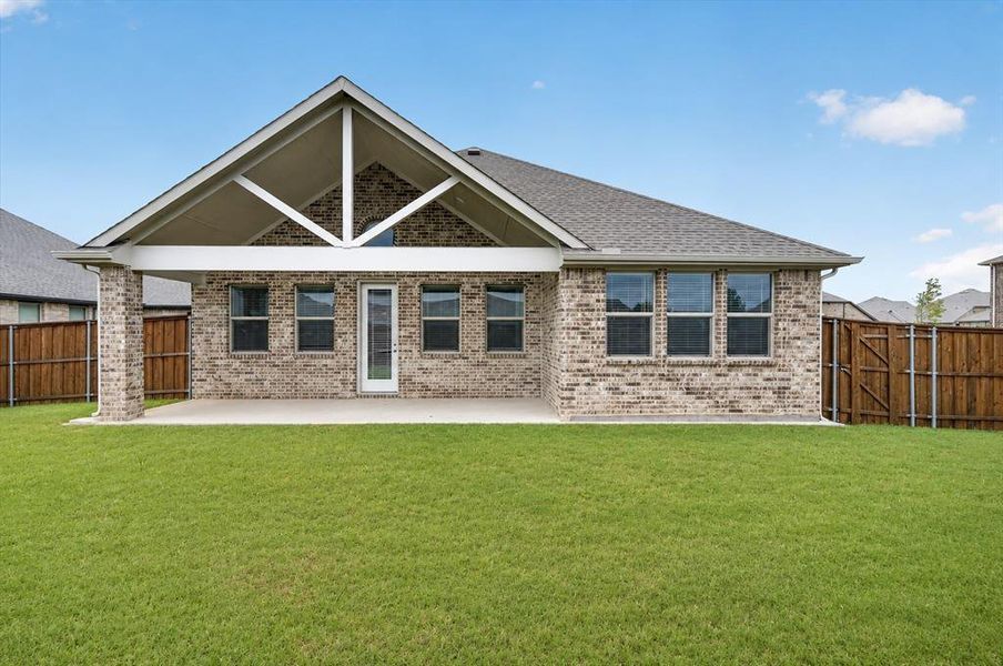 Exterior details and patio area of a home in Gateway Parks, Forney (Image 3). Exterior details and patio area of a home in Gateway Parks, Forney (Image 3).