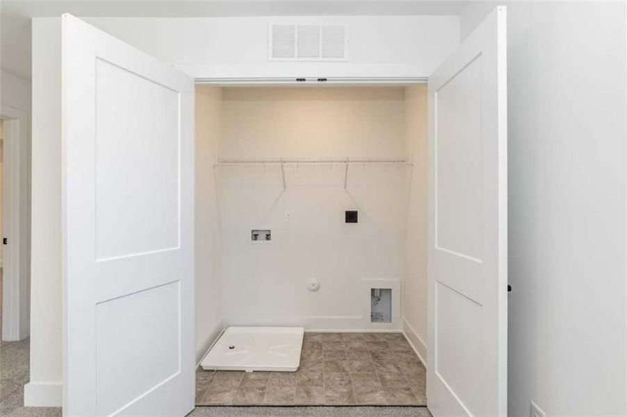 Spacious, unfurnished interior of a new home in Thunder Ridge, Dawsonville (Image 21).