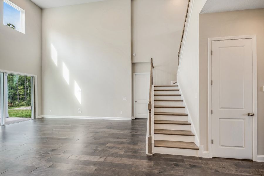 Representative unfurnished interior of a home built from the Walton by Riverside Homes in Mariposa at EverRange, Jacksonville (Image 24).