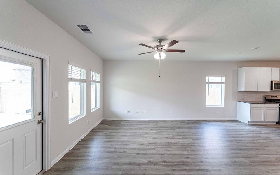 Spacious, unfurnished interior of a new home in Colony at Pinehurst, Pinehurst (Image 11). Spacious, unfurnished interior of a new home in Colony at Pinehurst, Pinehurst (Image 11).
