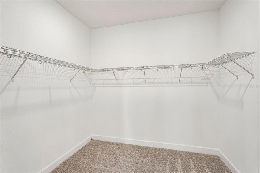 Spacious, unfurnished interior of a new home in Tiburon, Nokomis (Image 31).