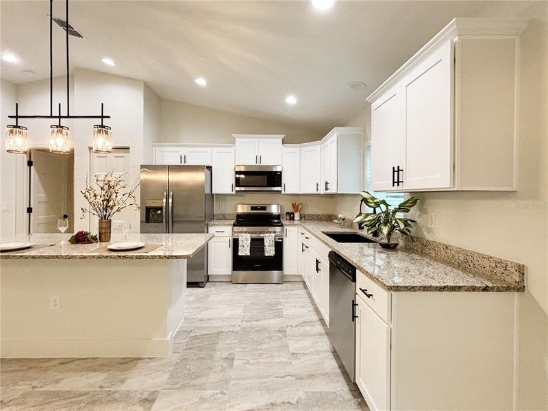 Furnished interior view inside a new home in , Dunnellon (Image 40).