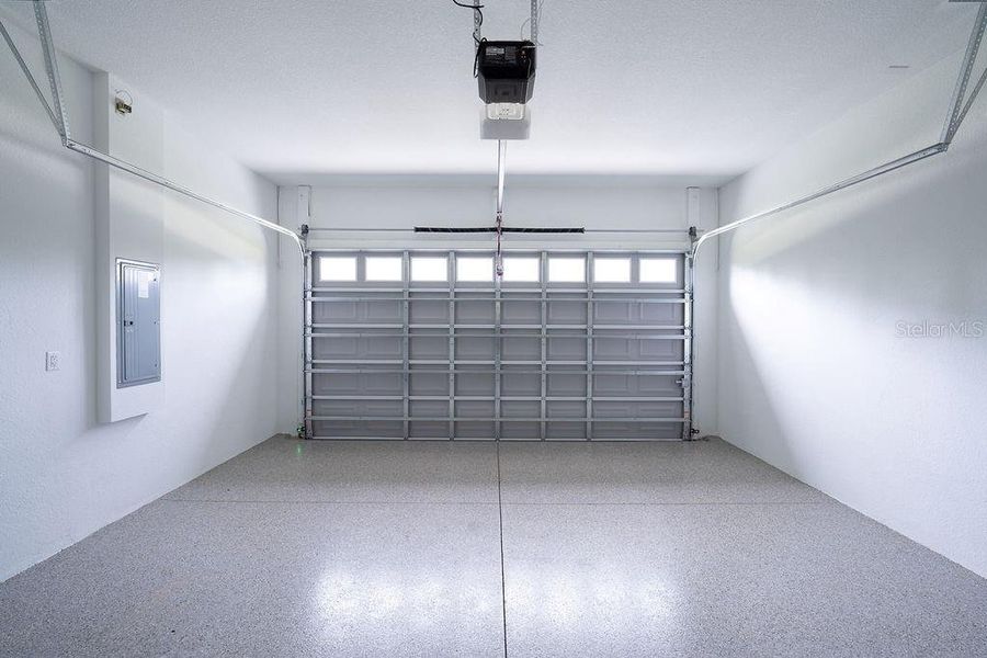 Spacious, unfurnished interior of a new home in , Dunnellon (Image 22). Spacious, unfurnished interior of a new home in , Dunnellon (Image 22).