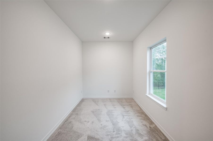 Spacious, unfurnished interior of a new home in , Missouri City (Image 22).