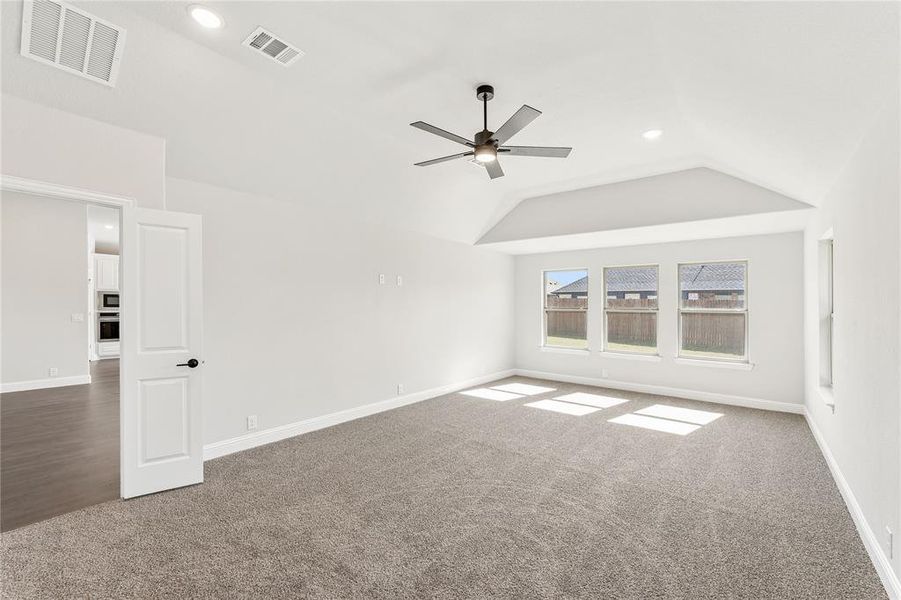 Spacious, unfurnished interior of a new home in Maplewood, Glenn Heights (Image 37). Spacious, unfurnished interior of a new home in Maplewood, Glenn Heights (Image 37).
