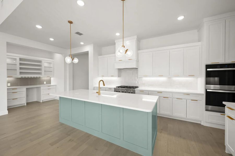 The Brynlee II G Kitchen