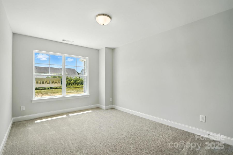 Spacious, unfurnished interior of a new home in Harrisburg Village Townhomes, Harrisburg (Image 35).