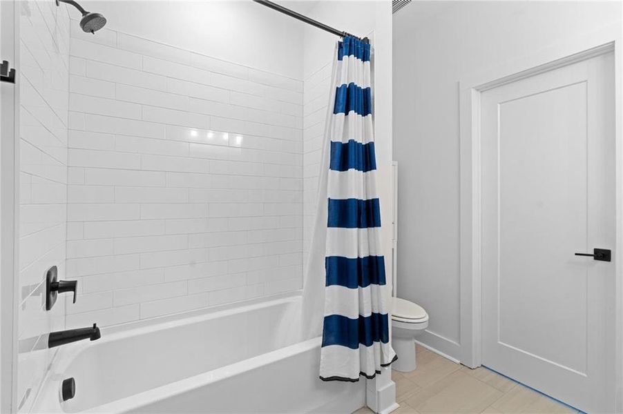 Furnished interior view inside a new home in , Marietta (Image 47).