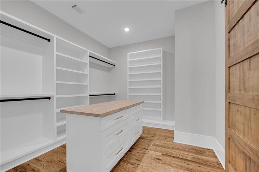 Furnished interior view inside a new home in , Monroe (Image 67).