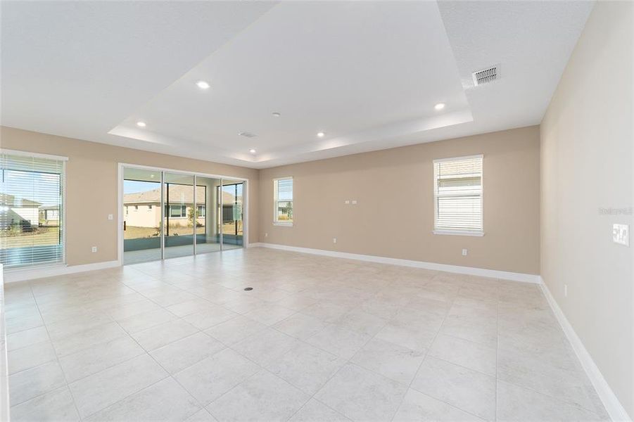 Spacious, unfurnished interior of a new home in , Ocala (Image 36).