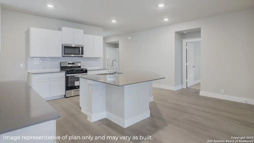 Furnished interior view inside a new home in Brookstone Creek, San Antonio (Image 6). Furnished interior view inside a new home in Brookstone Creek, San Antonio (Image 6).