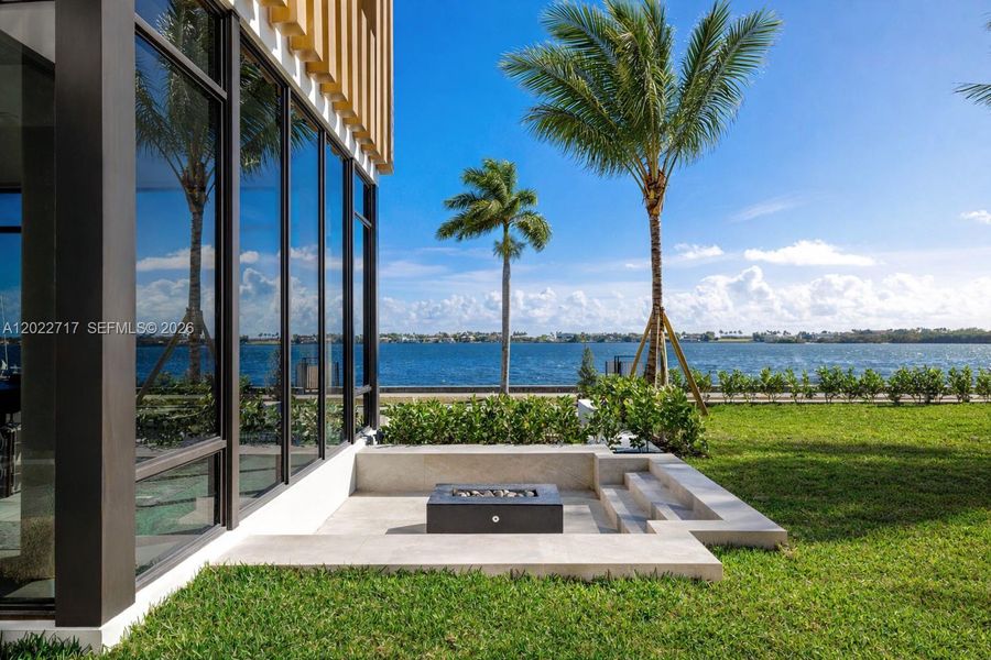 Exterior details and patio area of a home in , West Palm Beach (Image 21). Exterior details and patio area of a home in , West Palm Beach (Image 21).