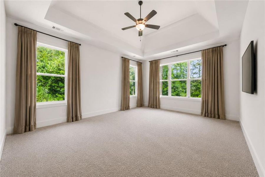 Spacious, unfurnished interior of a new home in , Cartersville (Image 34). Spacious, unfurnished interior of a new home in , Cartersville (Image 34).