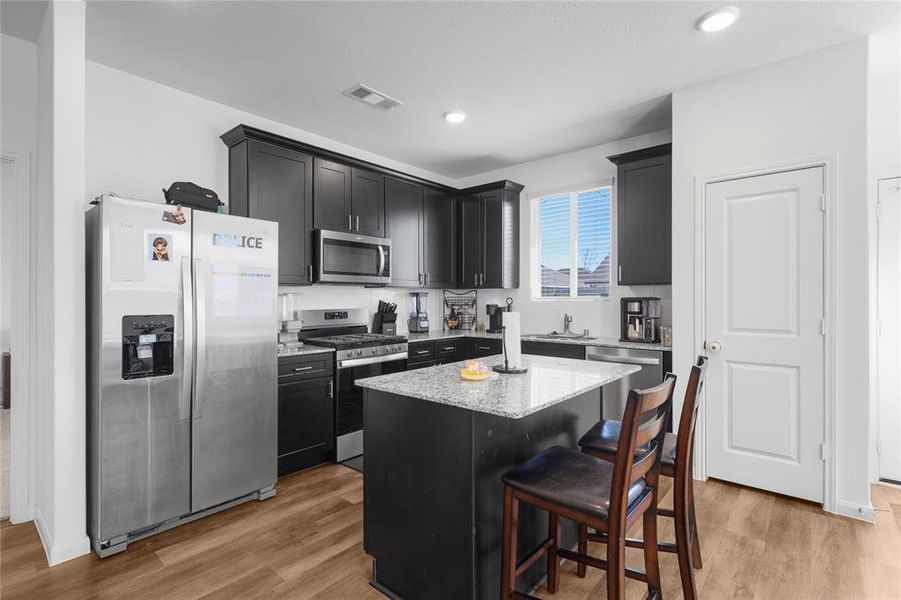 Kitchen Island with Stool Space