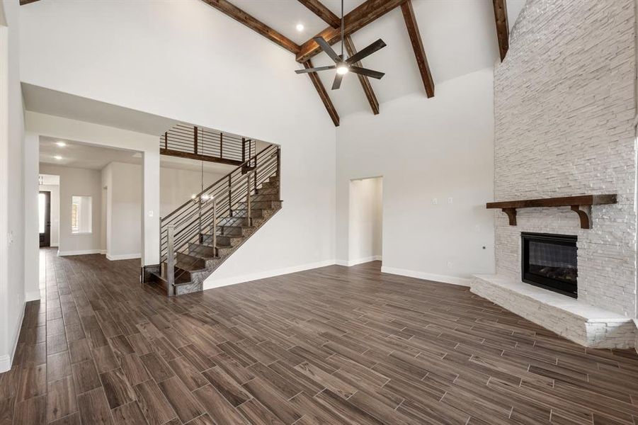 Spacious, unfurnished interior of a new home in Stone River Glen 60s, Royse City (Image 21). Spacious, unfurnished interior of a new home in Stone River Glen 60s, Royse City (Image 21).