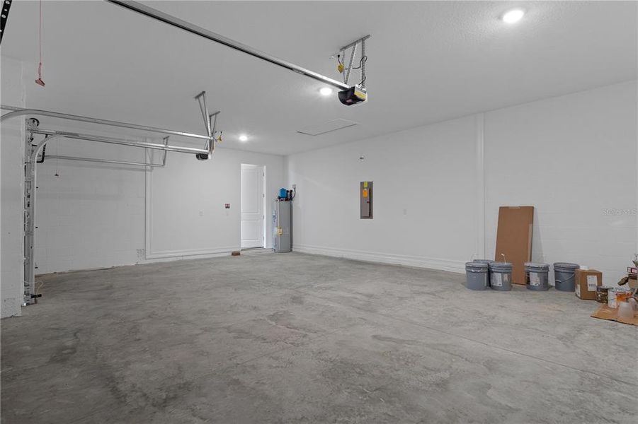 Spacious, unfurnished interior of a new home in , Hernando (Image 16). Spacious, unfurnished interior of a new home in , Hernando (Image 16).