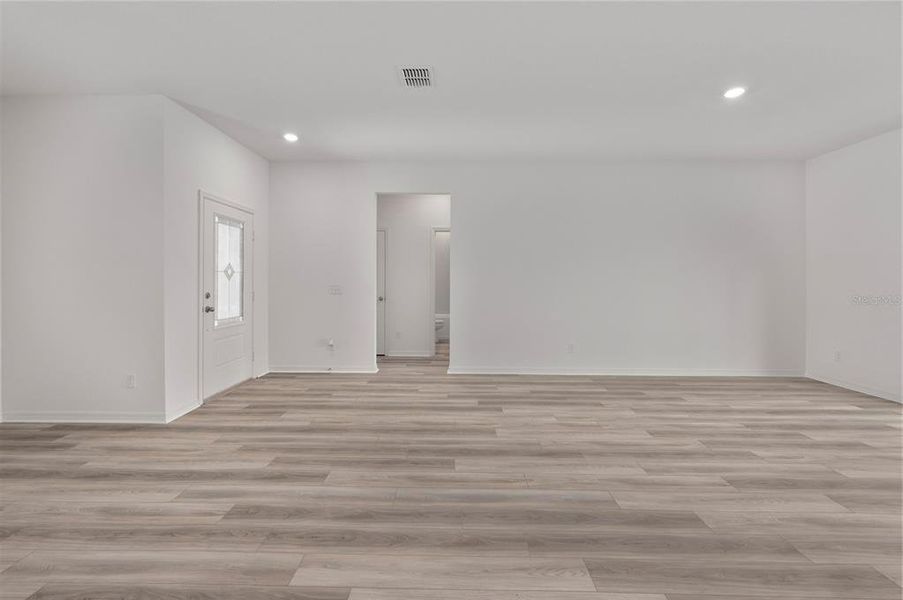 Spacious, unfurnished interior of a new home in Poinciana, Poinciana (Image 8). Spacious, unfurnished interior of a new home in Poinciana, Poinciana (Image 8).