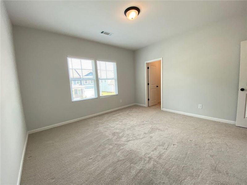 Spacious, unfurnished interior of a new home in , Lilburn (Image 52).