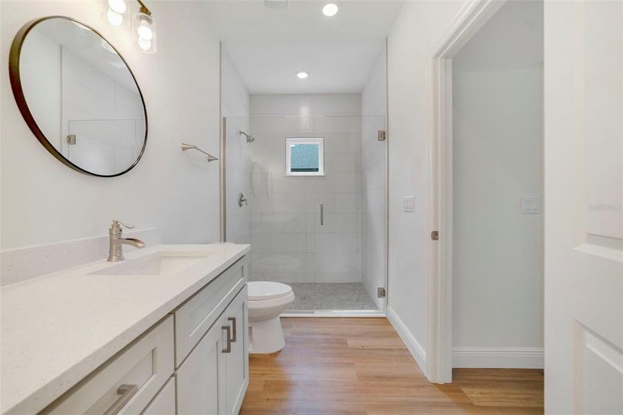 Furnished interior view inside a new home in , Deland (Image 5).