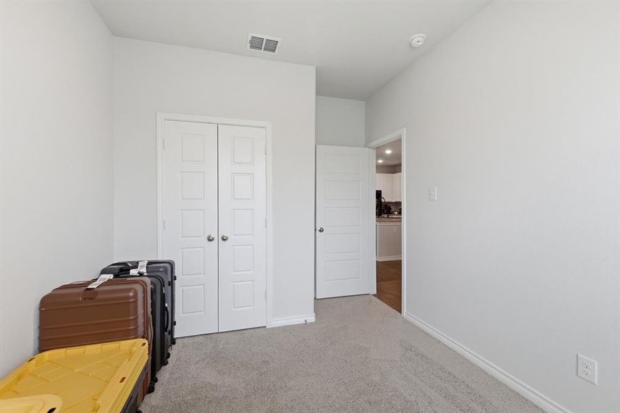Spacious, unfurnished interior of a new home in , Cleburne (Image 19).