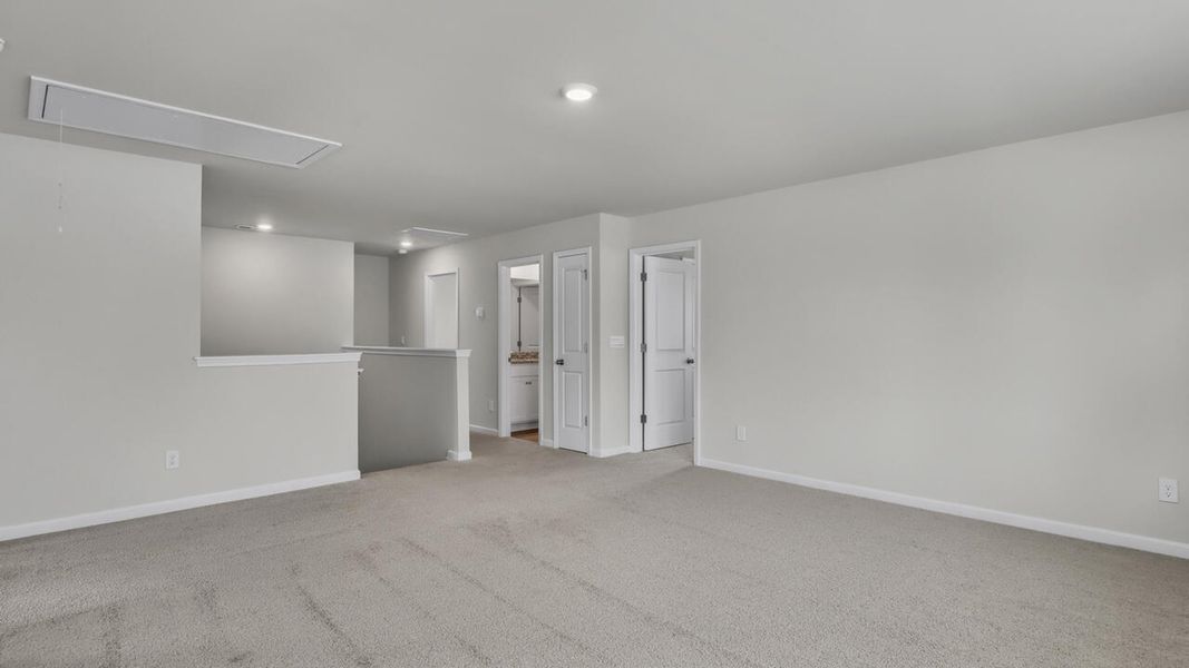 Spacious, unfurnished interior of a new home in Magnolia Ridge at Blake Farm, Wilmington (Image 30).