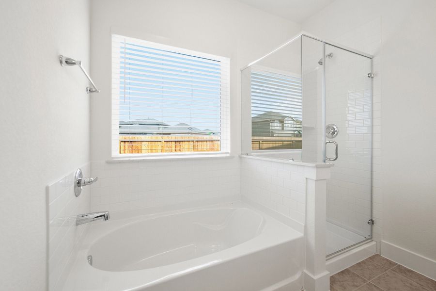 Furnished interior view inside a new home in Pecan Estates, Crosby (Image 9).