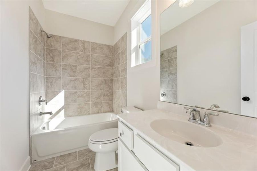 Furnished interior view inside a new home in Arden on Lanier, Cumming (Image 10). Furnished interior view inside a new home in Arden on Lanier, Cumming (Image 10).