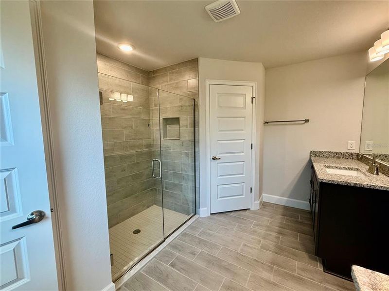 Image 21 of a home in Port Charlotte.