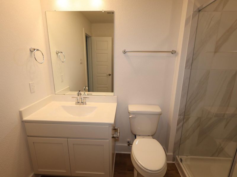 Furnished interior view inside a new home in Lago Mar, Santa Fe (Image 6).