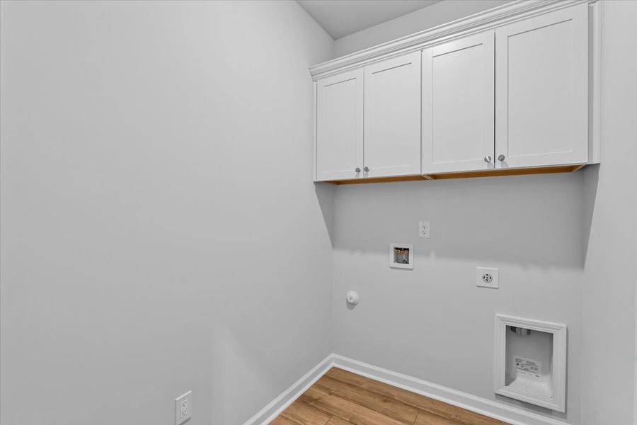 Spacious, unfurnished interior of a new home in Fieldstone, Lexington (Image 33). Spacious, unfurnished interior of a new home in Fieldstone, Lexington (Image 33).