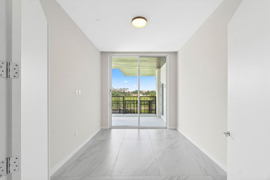 017-200SoutheastMiznerBoulevard-Villa101