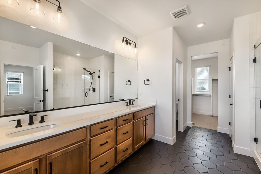 Furnished interior view inside a new home in Uplands, Westminster (Image 5).