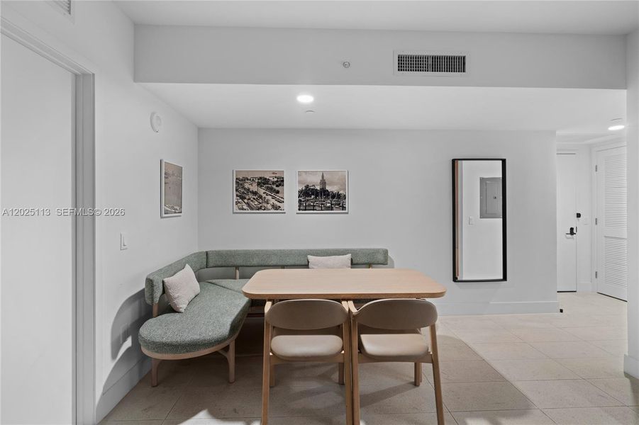 Furnished interior view inside a new home in Natiivo Miami, Miami (Image 35). Furnished interior view inside a new home in Natiivo Miami, Miami (Image 35).