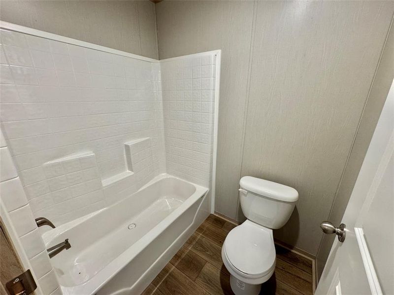 Furnished interior view inside a new home in , Nocona (Image 4).