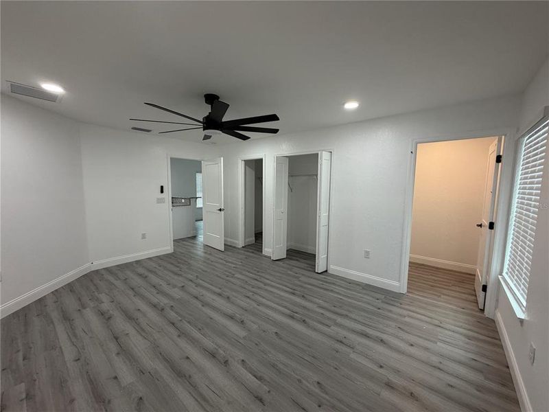 Spacious, unfurnished interior of a new home in , Sanford (Image 29).