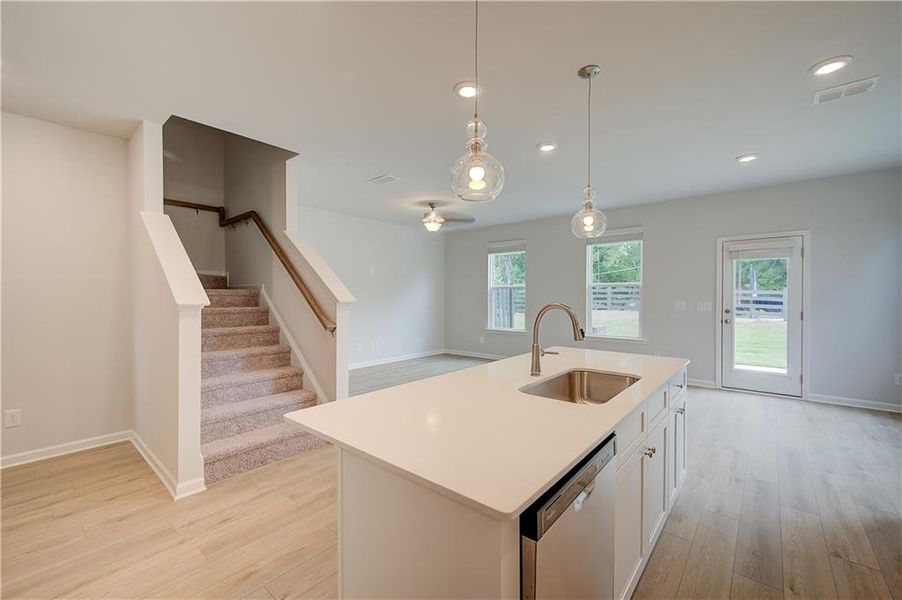 Furnished interior view inside a new home in Abbotts Crossing, Conyers (Image 10).