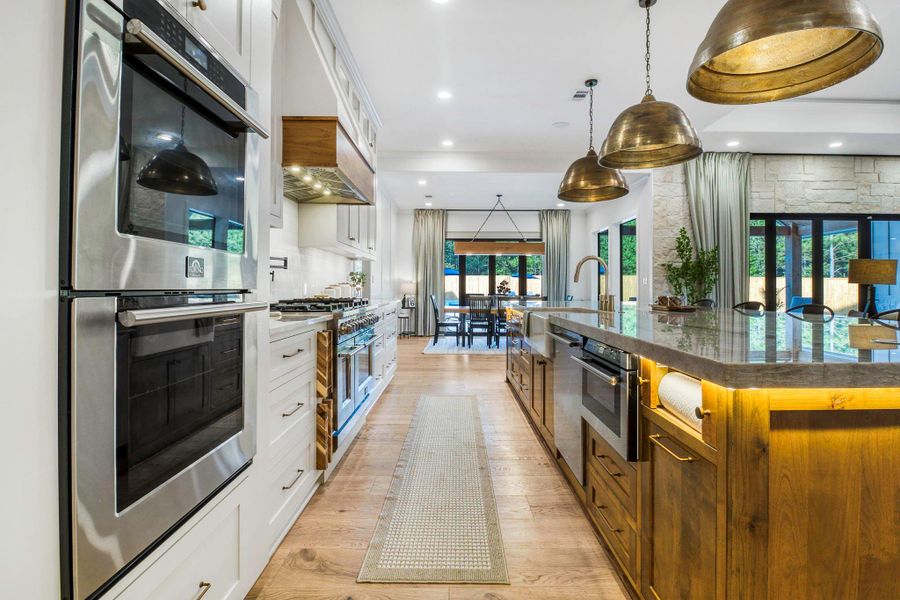 Furnished interior view inside a new home in , Onalaska (Image 4).