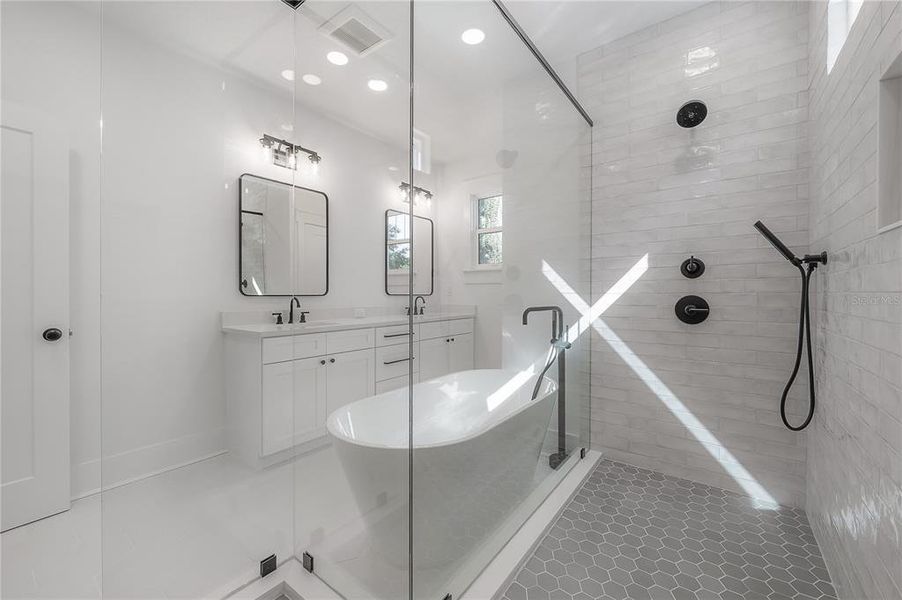 Furnished interior view inside a new home in , Tampa (Image 12).