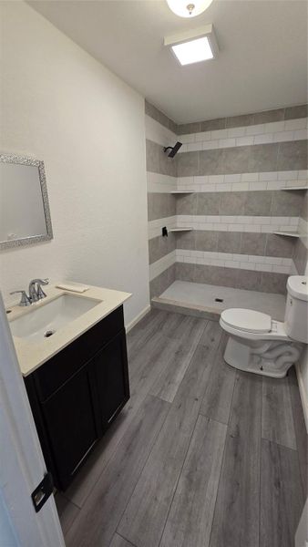 Furnished interior view inside a new home in , Cleveland (Image 3).