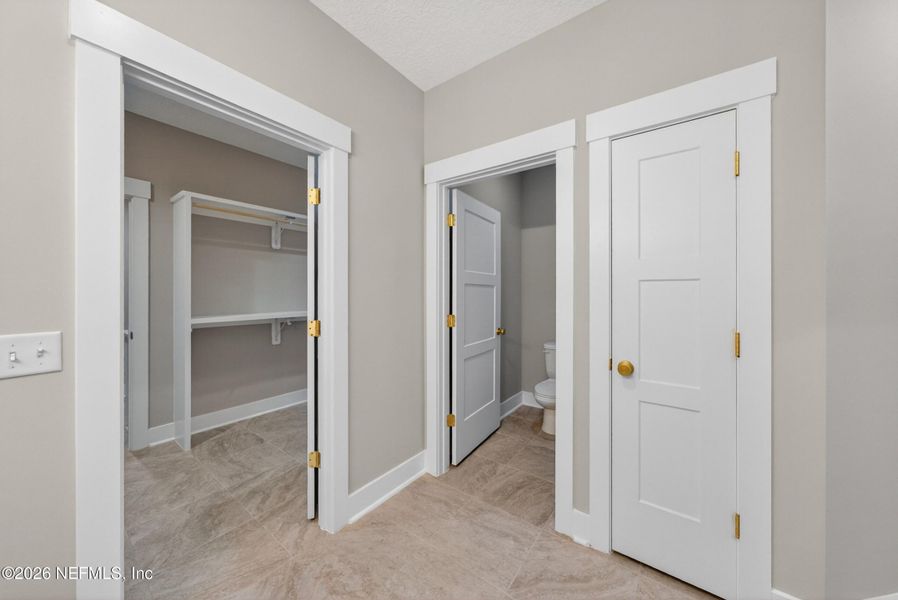 Spacious, unfurnished interior of a new home in , Macclenny (Image 47).